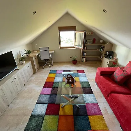 Nino De Lägenhet Carnota